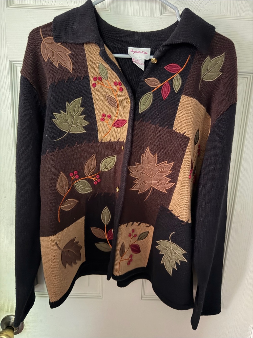 Women's Black & Brown Leaf-Appliqué Cardigan Sweater